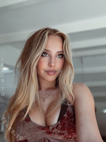 🔥 Sterre meijer  page leaked private photo uncensored full