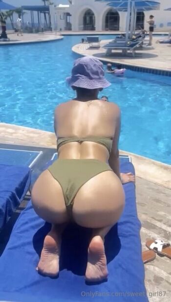 🔥 Sweet girl page leaked private photo uncensored full