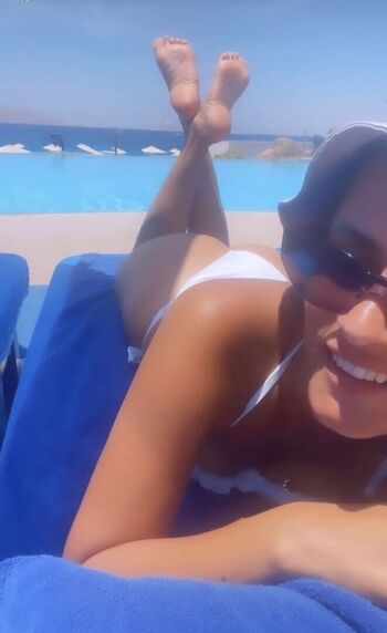 🔥 Sweet girl page leaked private photo uncensored full