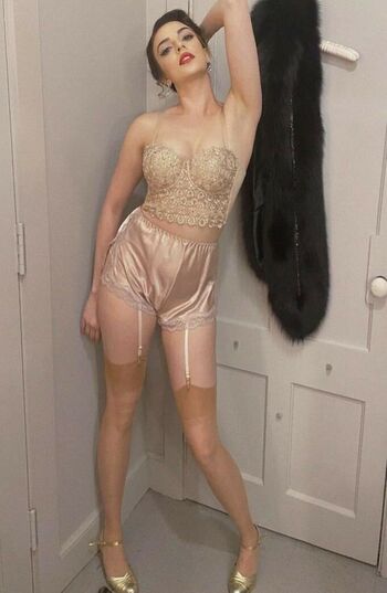 🔥 Talia suskauer page leaked private photo uncensored full
