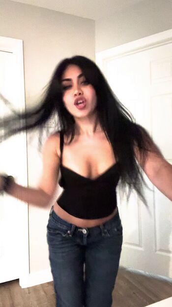 🔥 Tara yummy page leaked private photo uncensored full
