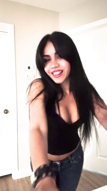 🔥 Tara yummy page leaked private photo uncensored full