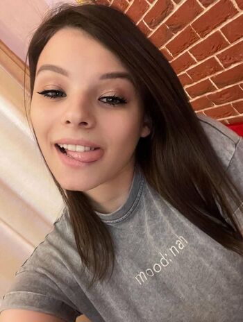 🔥 Tiny snoozie leaked private photo uncensored full