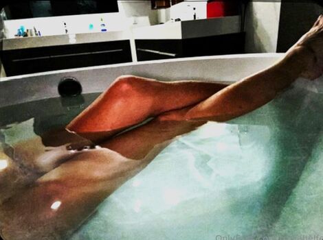 🔥 Tricia helfer page leaked private photo uncensored full