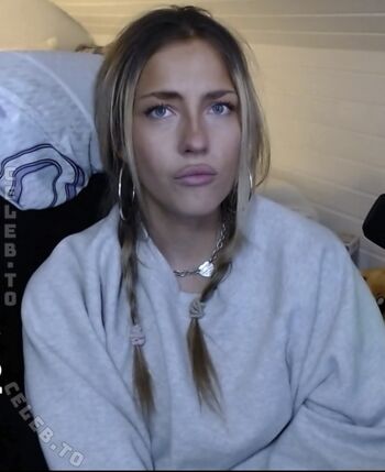 🔥 Trixsieaus leaked private photo uncensored full