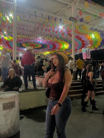 🔥 Valeria lapizco page leaked private photo uncensored full