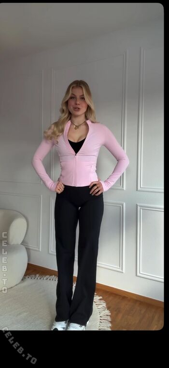 🔥 Vallixpauline leaked private photo uncensored full