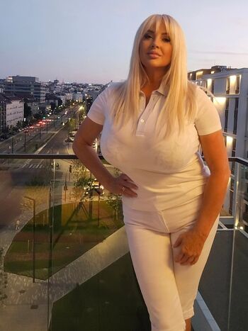 🔥 Vesna pocuca sana  page leaked private photo uncensored full