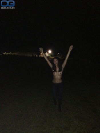 🔥 Victoria justice  page leaked private photo uncensored full