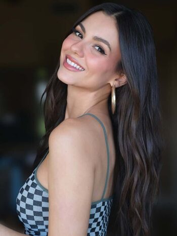 🔥 Victoria justice  page leaked private photo uncensored full