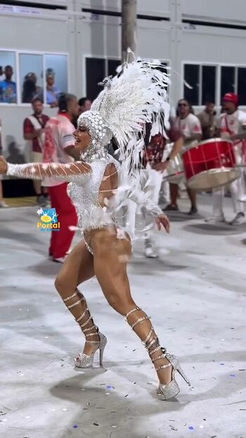 🔥 Viviane araujo page leaked private photo uncensored full