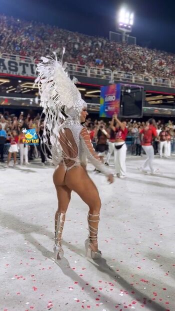 🔥 Viviane araujo page leaked private photo uncensored full