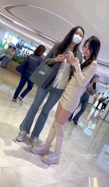 🔥 Voyeur asian pissing toilet amp upskirts only leaked private photo uncensored full