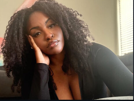 🔥 Wowhadiya leaked private photo uncensored full