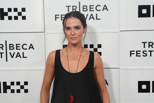 🔥 Zoey deutch leaked private photo uncensored full